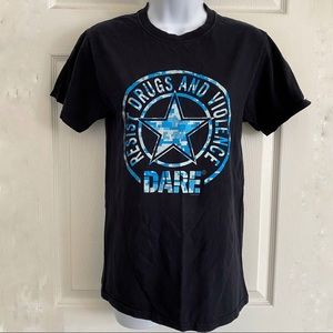D.A.R.E. Tee Shirt Converse One Star Logo Look S